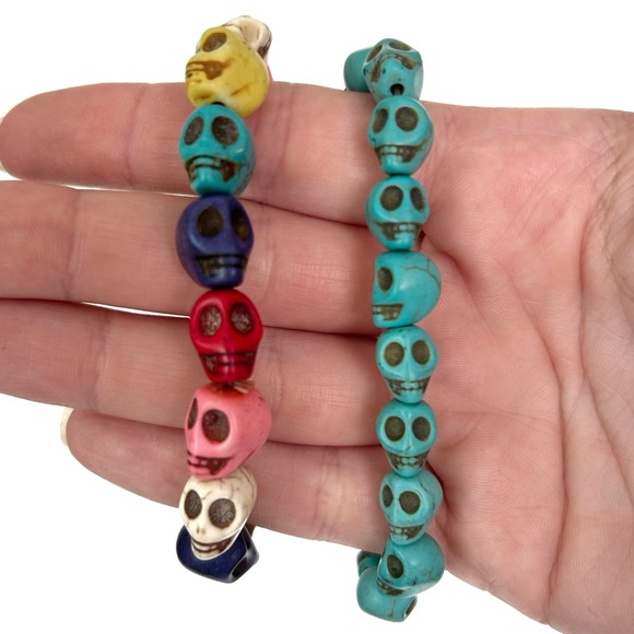 Skull Bead Bracelets Rainbow Teal Blue Stretchy Skeleton Goth Scary Halloween - Picture 1 of 14